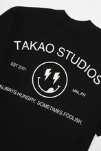 Load image into Gallery viewer, &quot;TINTA&quot; BLACK TAKAO OVERSIZED POCKET TEE
